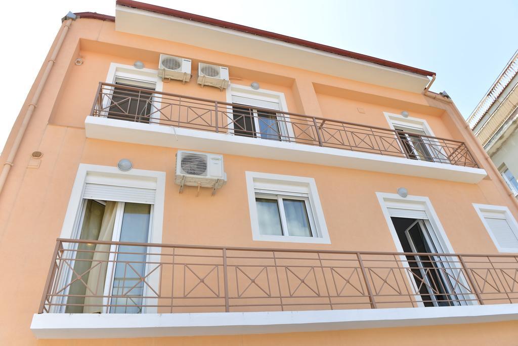 Mideia Hotel Livadeia Exterior photo